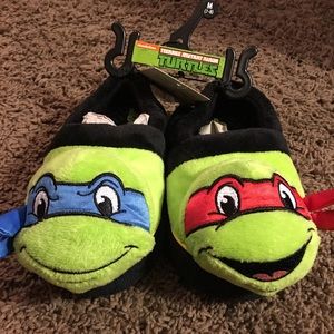 Kid slippers